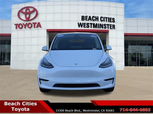 2022 Tesla Model Y Long Range Dual Motor All-Wheel Drive