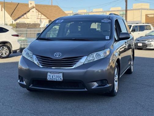 2015 Toyota Sienna LE
