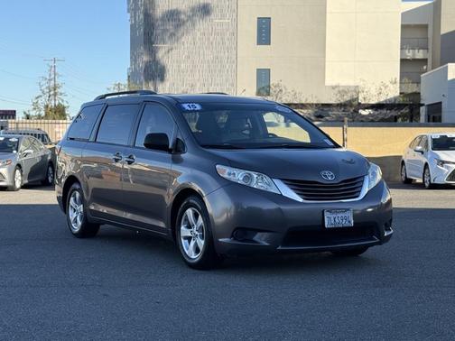 2015 Toyota Sienna LE