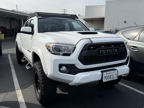 2020 Toyota Tacoma TRD Sport