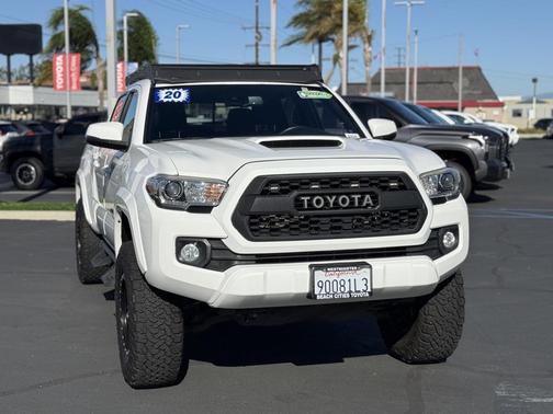 2020 Toyota Tacoma TRD Sport