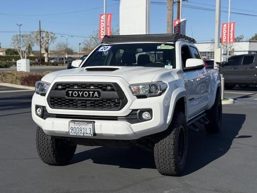 2020 Toyota Tacoma TRD Sport