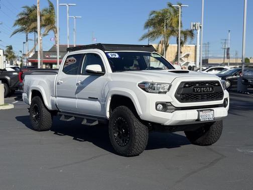 2020 Toyota Tacoma TRD Sport