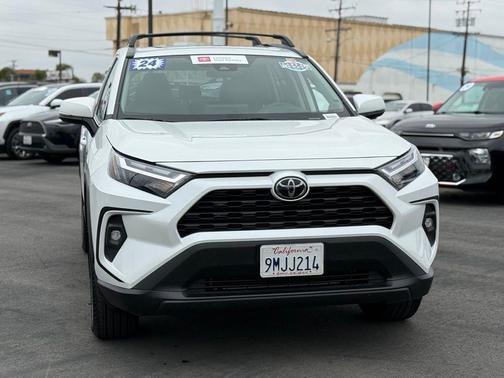 Wind Chill Pearl 2024 Toyota RAV4 XLE Premium