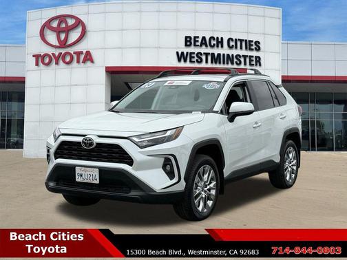 Wind Chill Pearl 2024 Toyota RAV4 XLE Premium