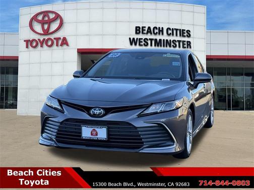 2022 Toyota Camry LE