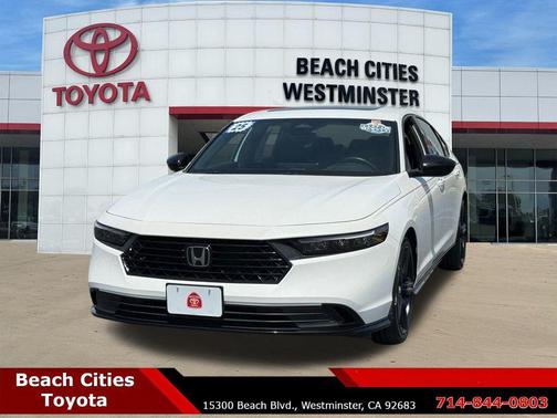 Platinum White Pearl 2025 Honda Accord Hybrid Sport-L