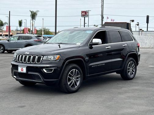 Diamond Black Crystal Pearlcoat 2018 Jeep Grand Cherokee Limited