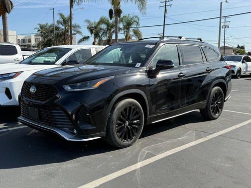 2023 Toyota Highlander XSE