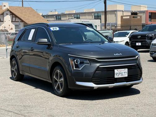 Interstellar Gray 2025 Kia Niro EX