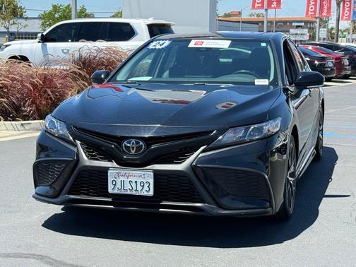 Midnight Black Metallic 2024 Toyota Camry SE