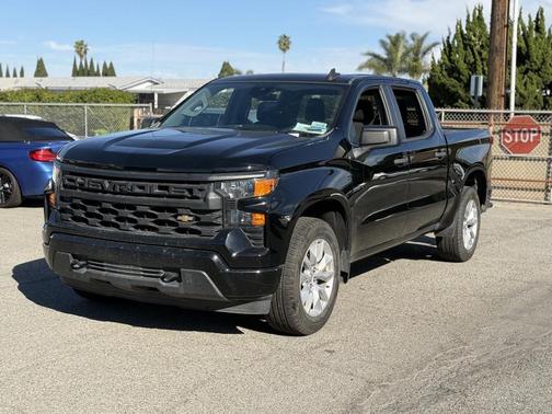 2022 Chevrolet Silverado 1500 Custom