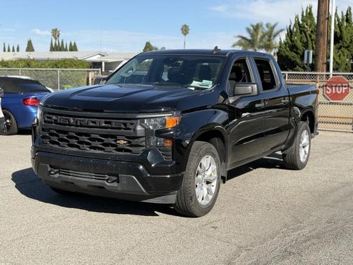 2022 Chevrolet Silverado 1500 Custom