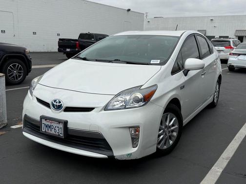 White 2015 Toyota Prius Plug-in Advanced