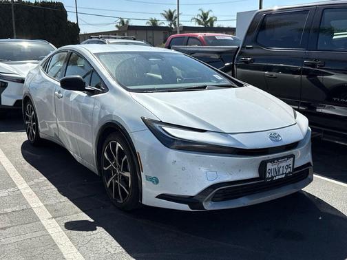 Wind Chill Pearl 2025 Toyota Prius Plug-In Hybrid XSE