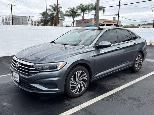 Platinum Gray Metallic 2021 Volkswagen Jetta 1.4T SEL