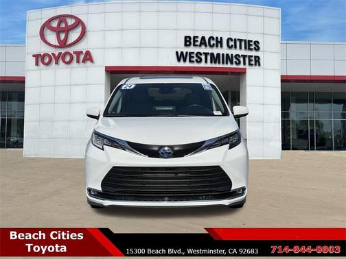 2024 Toyota Sienna XLE