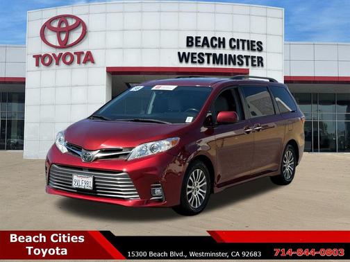 2018 Toyota Sienna XLE