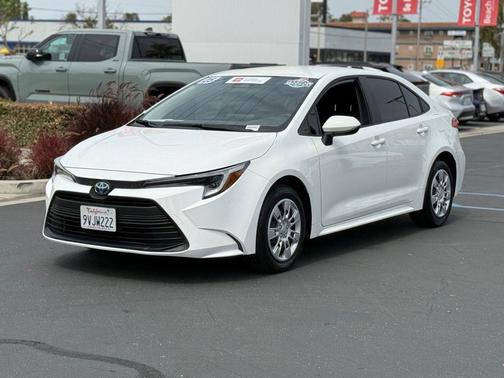 2025 Toyota Corolla Hybrid LE