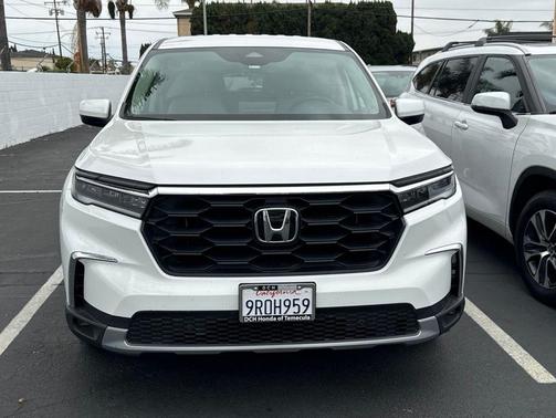 Platinum White Pearl 2024 Honda Pilot EX-L