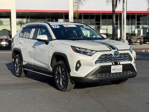 2024 Toyota RAV4 Hybrid XLE Premium