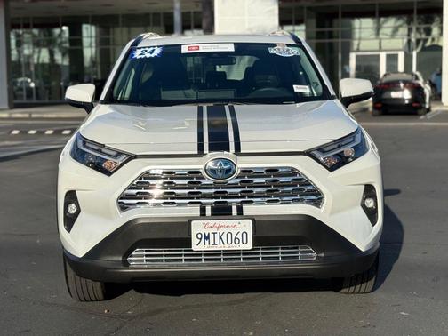 2024 Toyota RAV4 Hybrid XLE Premium