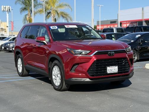 2025 Toyota Grand Highlander XLE