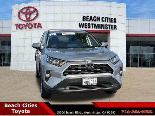 2021 Toyota RAV4 XLE