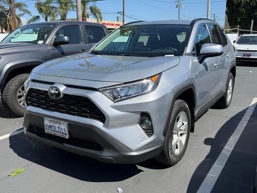 2021 Toyota RAV4 XLE