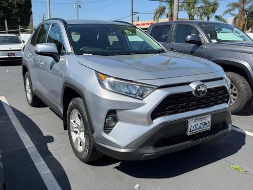 2021 Toyota RAV4 XLE