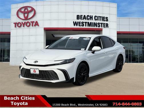 2025 Toyota Camry SE