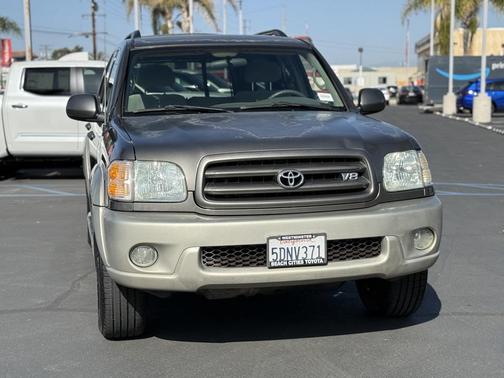 2003 Toyota Sequoia SR5