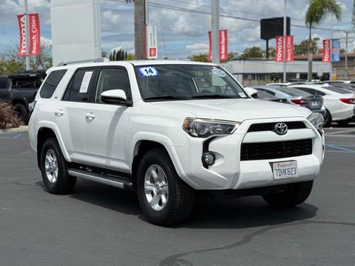 Super White 2014 Toyota 4Runner SR5
