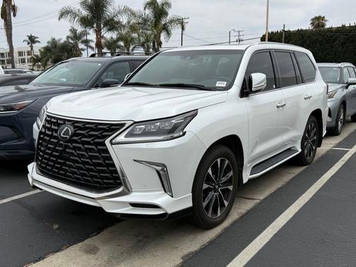 White Pearl 2021 Lexus LX 570 Three-Row