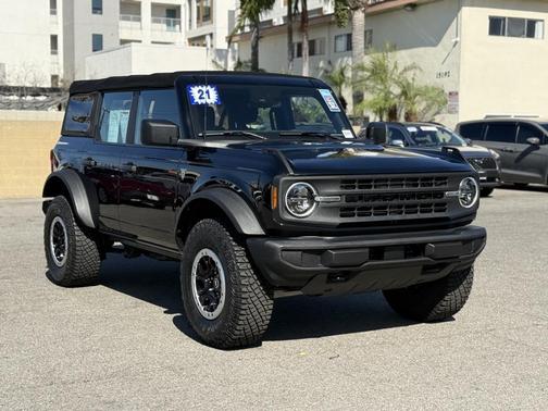 2021 Ford Bronco Base