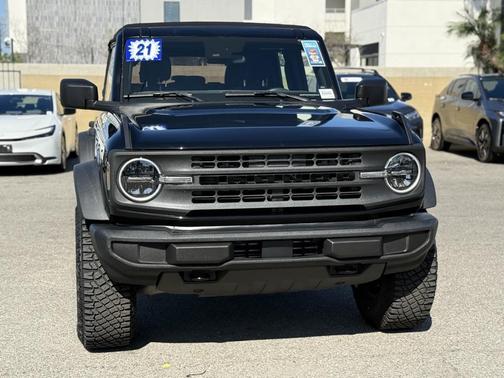 2021 Ford Bronco Base