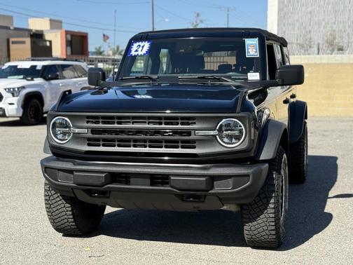 2021 Ford Bronco Base