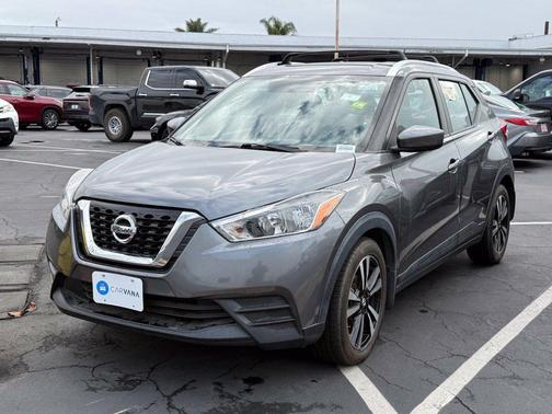 Gun Metallic 2019 Nissan Kicks SV