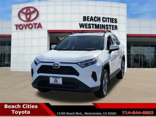 2025 Toyota RAV4 XLE