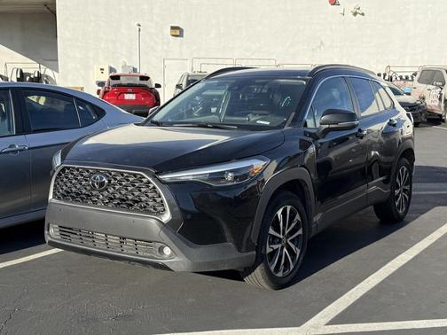 2022 Toyota Corolla Cross XLE