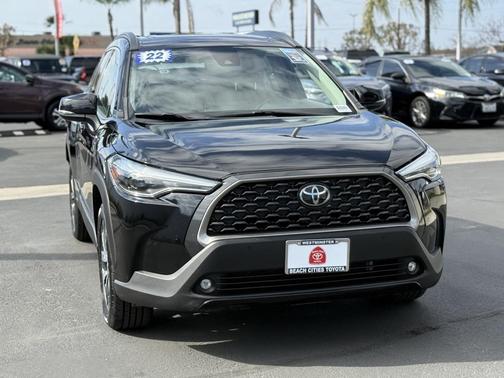 2022 Toyota Corolla Cross XLE