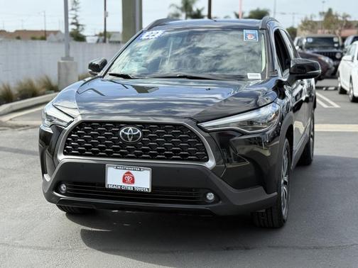 2022 Toyota Corolla Cross XLE