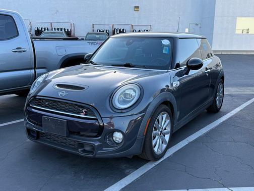 Thunder Grey Metallic 2019 MINI Hardtop Cooper S