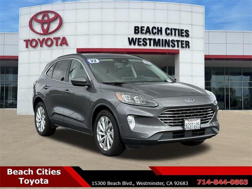 2022 Ford Escape Titanium