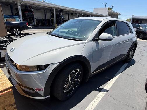 Cyber Gray 2024 Hyundai IONIQ 5 SE