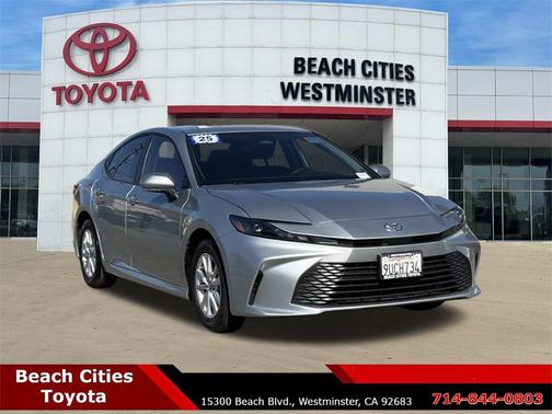2025 Toyota Camry LE