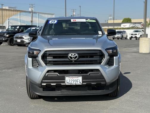 2025 Toyota Tacoma SR