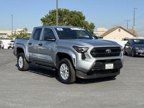 2025 Toyota Tacoma SR