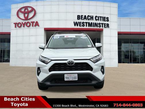Wind Chill Pearl 2025 Toyota RAV4 XLE Premium
