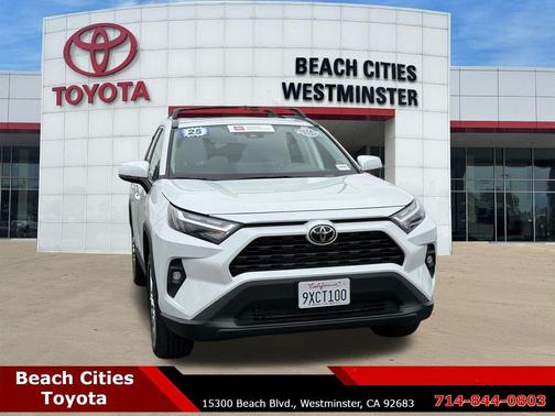 Wind Chill Pearl 2025 Toyota RAV4 XLE Premium